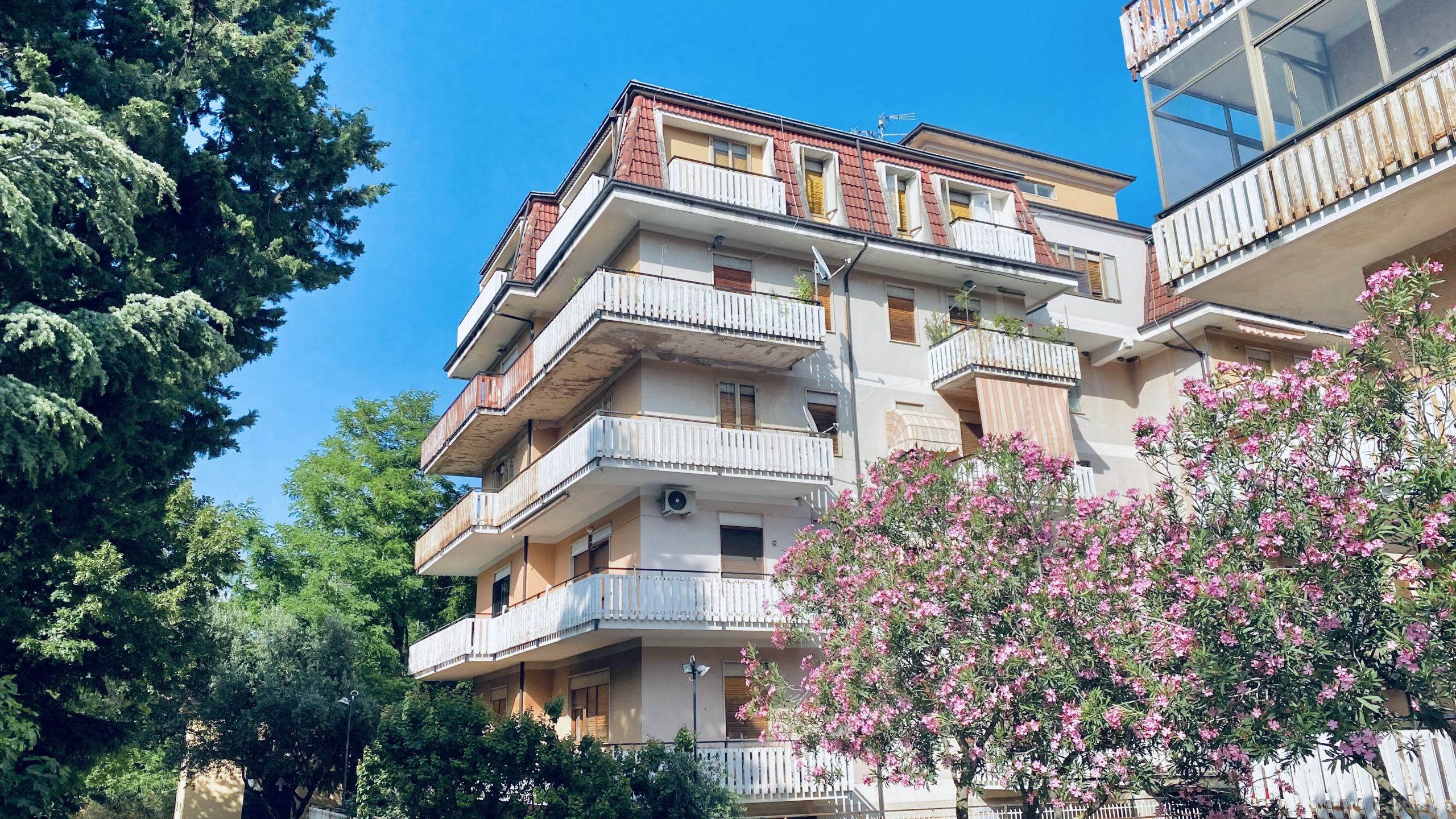 AFFARE – Appartamento Con Garage – Via Dei Greci – Castrovillari