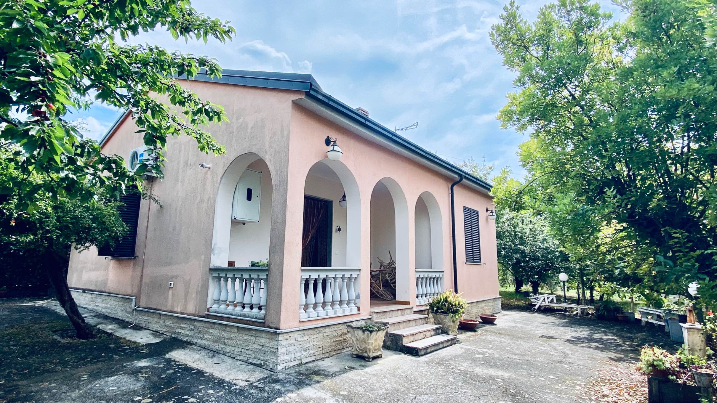 Villino – Via Amendolara – Castrovillari