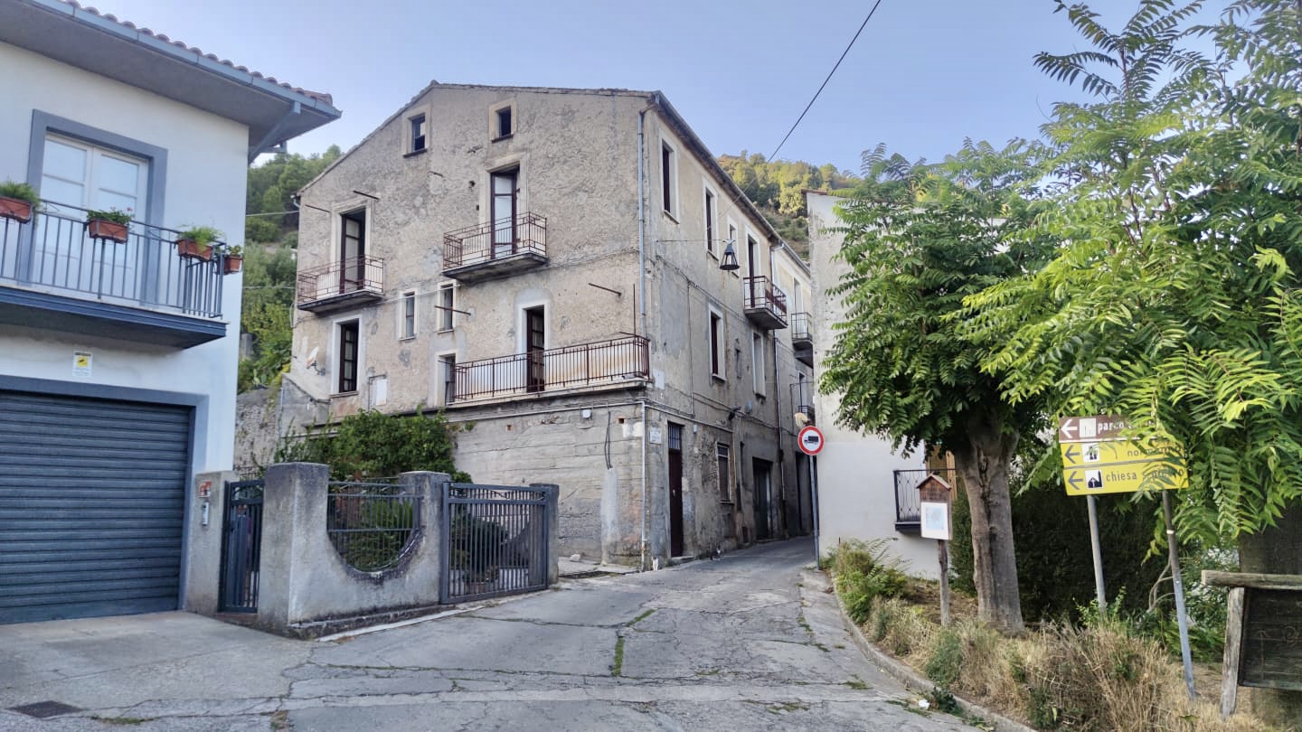 Immobile indipendente –  Via Domenico Cappelli – Morano Calabro
