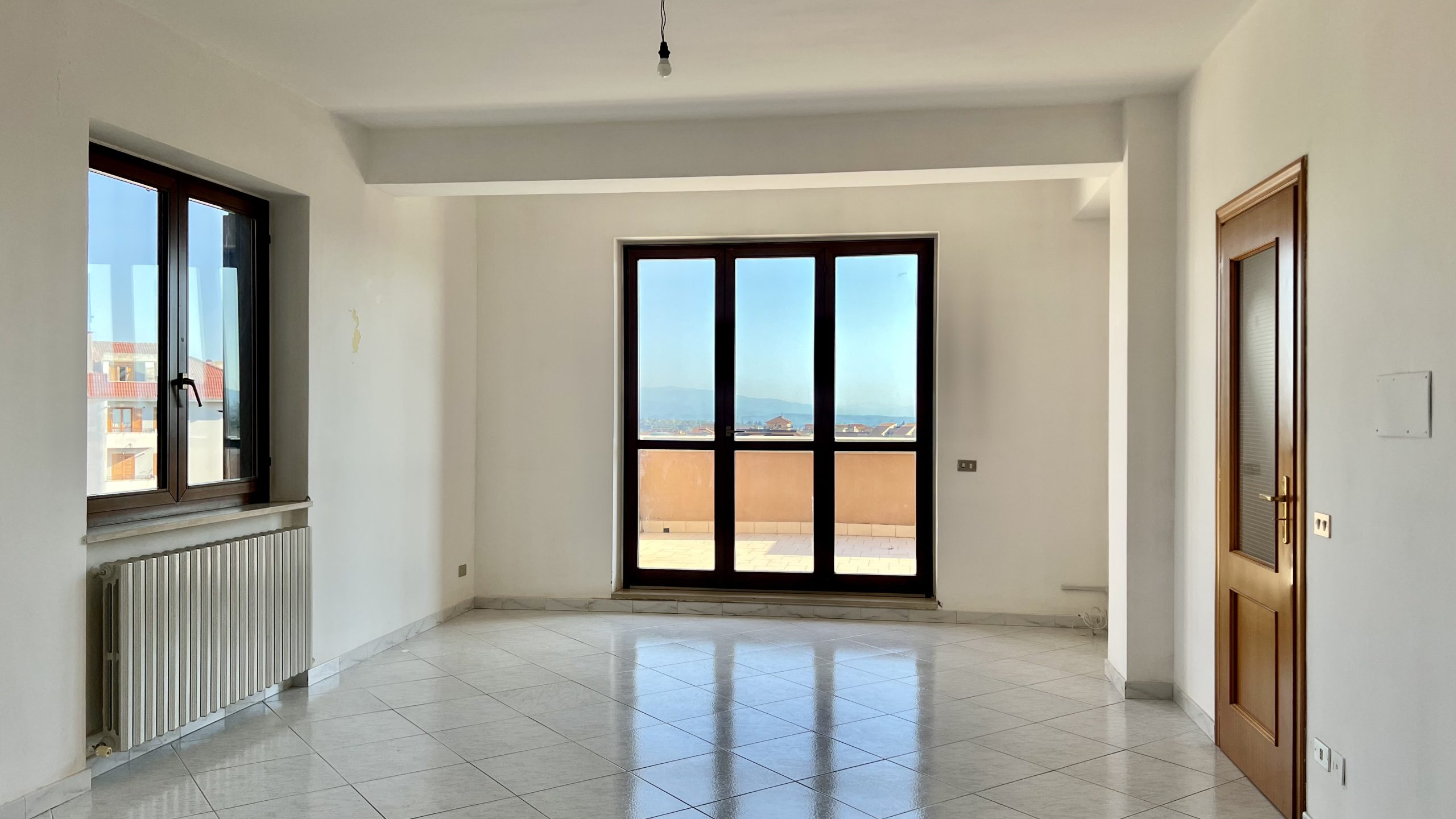 Bellissimo Appartamento 4° Piano – Con Garage – Via degli Olmi – Castrovillari