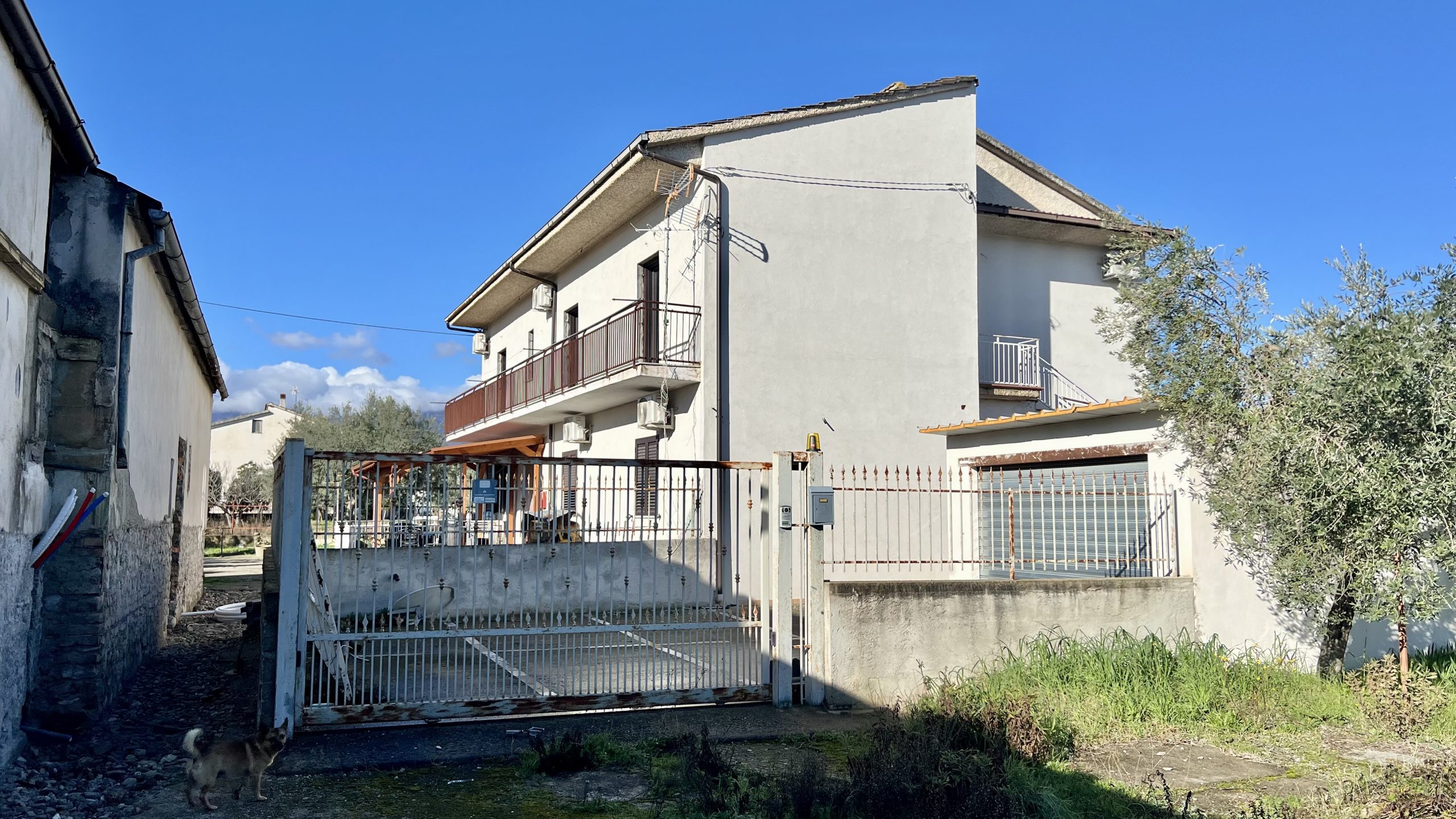 Appartamento Indipendente con Corte Esclusiva – Efficienza e Comfort a Taverna di Montalto